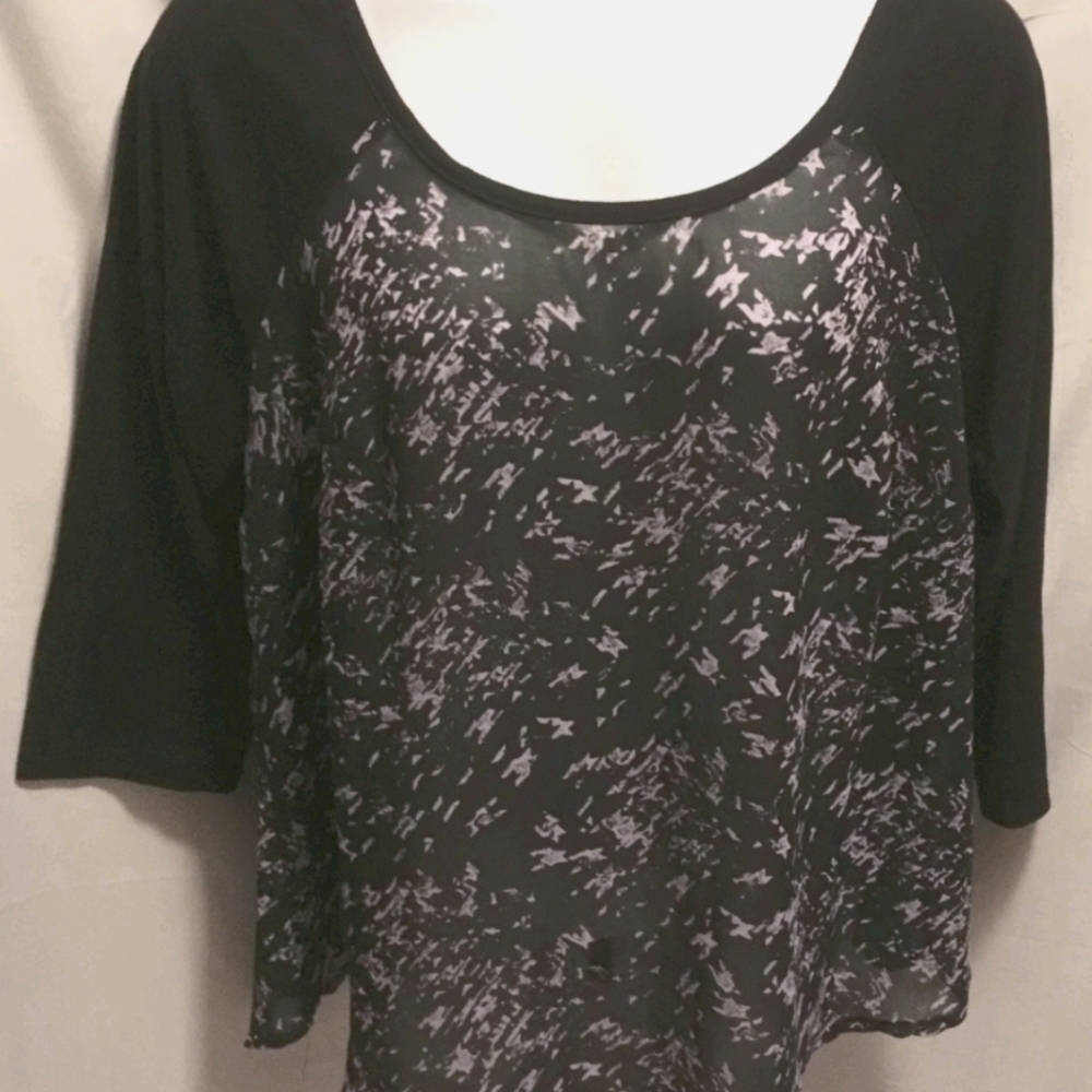 🔥 Sexy Torrid top size 2X